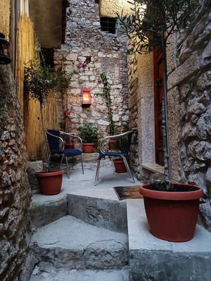 Ferienwohnung A Casa Di Carla Sonnino Exterior foto